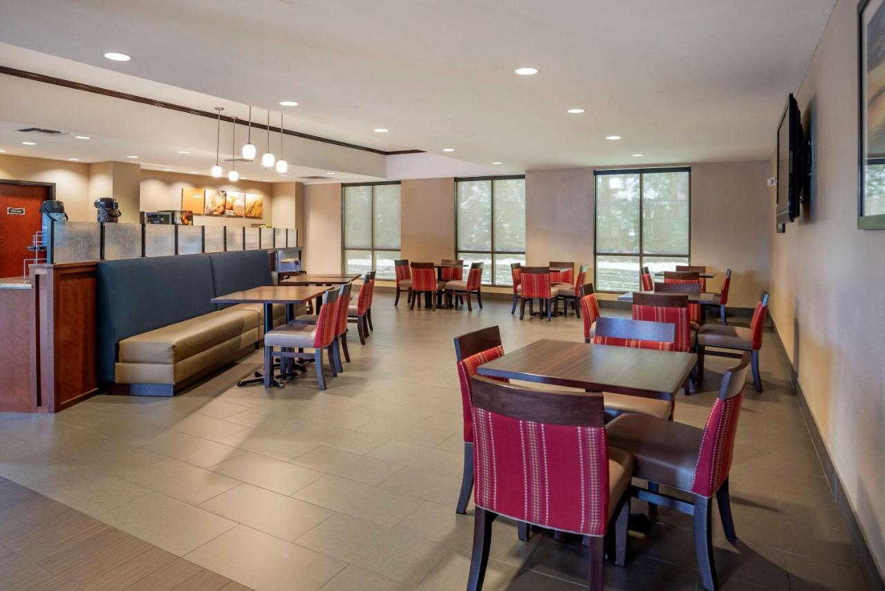 Comfort Suites Mobile West Tillmans Corner Экстерьер фото